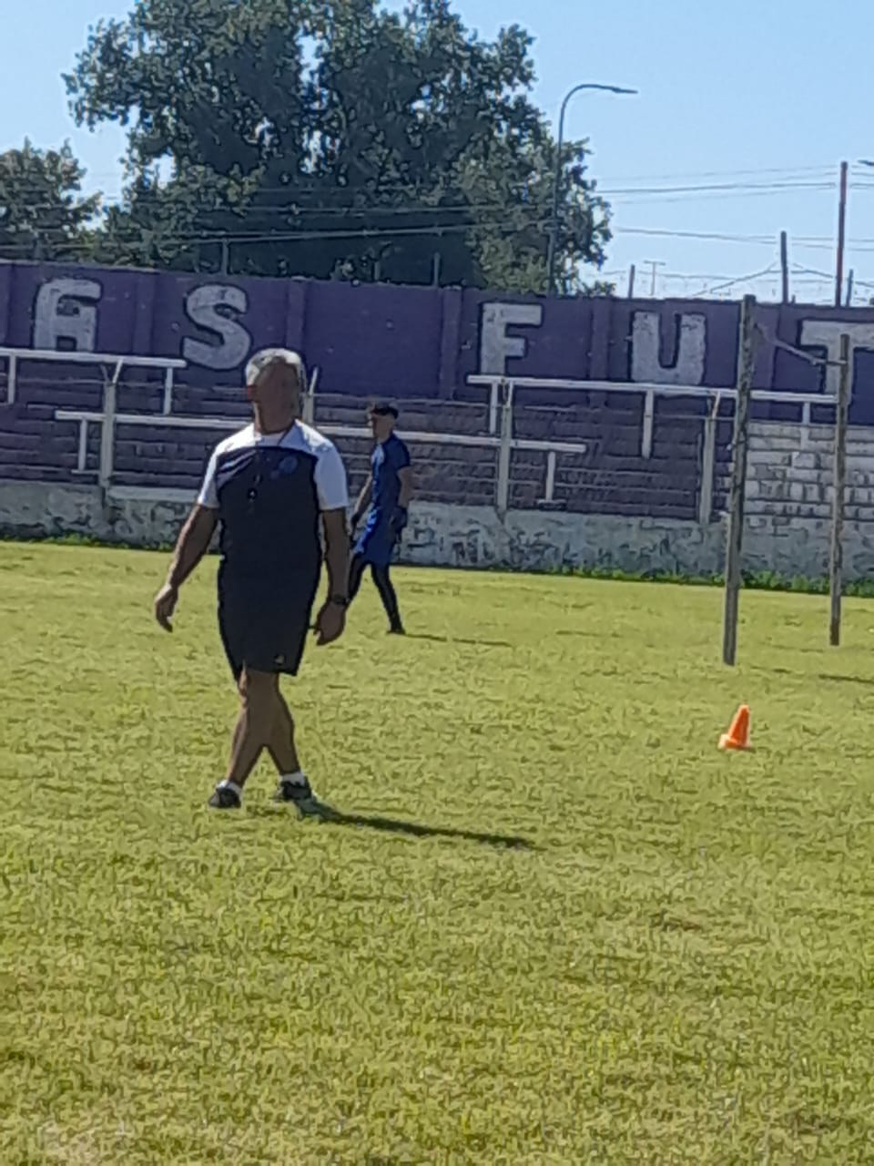 Fotografía aportada: Preparación en cancha